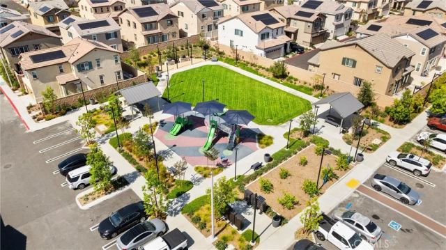 16064 Jamie Ln 7, Fontana, CA 92336