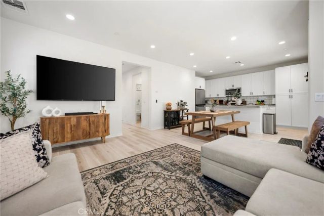 16064 Jamie Ln 7, Fontana, CA 92336