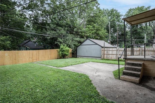 4206 Bell Street, Kansas City, MO 64111
