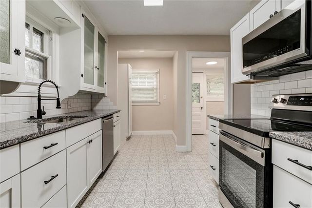 4206 Bell Street, Kansas City, MO 64111