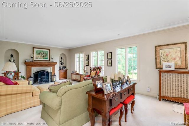 764 Harcourt Road, Grosse Pointe Park, MI 48230