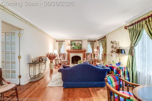 764 Harcourt Road, Grosse Pointe Park, MI 48230