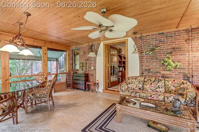 764 Harcourt Road, Grosse Pointe Park, MI 48230