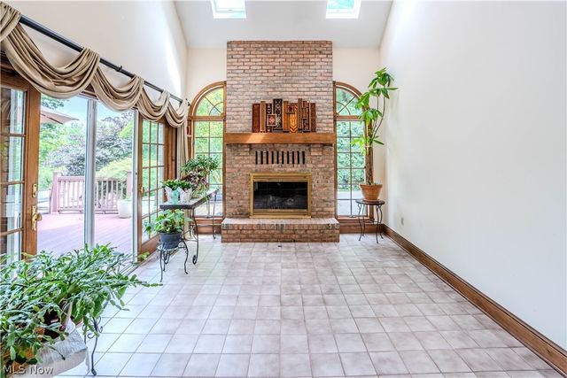 17504 Willow Wood Drive, Strongsville, OH 44136