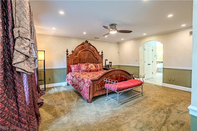 17504 Willow Wood Drive, Strongsville, OH 44136