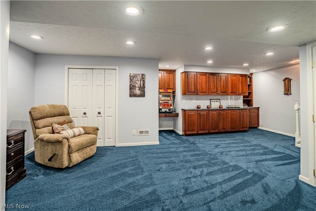 17504 Willow Wood Drive, Strongsville, OH 44136