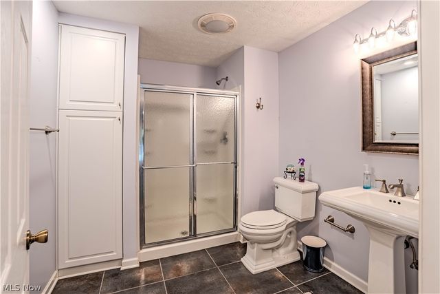 17504 Willow Wood Drive, Strongsville, OH 44136