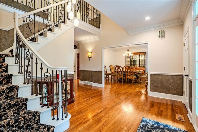 17504 Willow Wood Drive, Strongsville, OH 44136