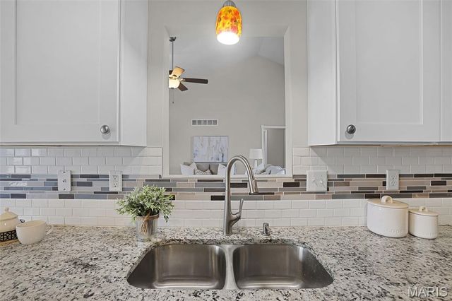 2611 Piper Hills Drive, Shiloh, IL 62221