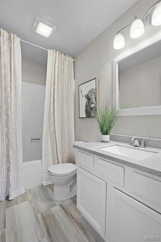 2611 Piper Hills Drive, Shiloh, IL 62221