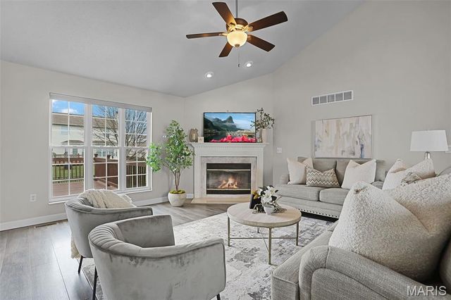 2611 Piper Hills Drive, Shiloh, IL 62221