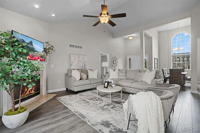 2611 Piper Hills Drive, Shiloh, IL 62221