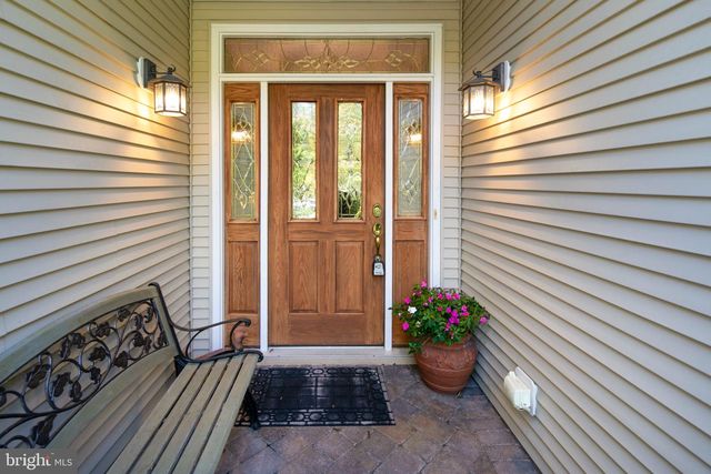 21 BARBADOS CT, Robbinsville, NJ 08690