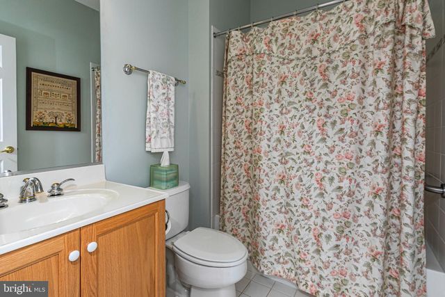 21 BARBADOS CT, Robbinsville, NJ 08690