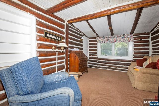 139 Mohawk Trail, Wayne, NJ 07470