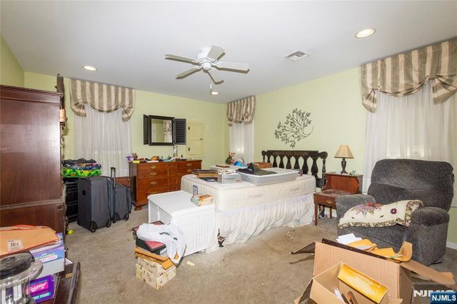139 Mohawk Trail, Wayne, NJ 07470