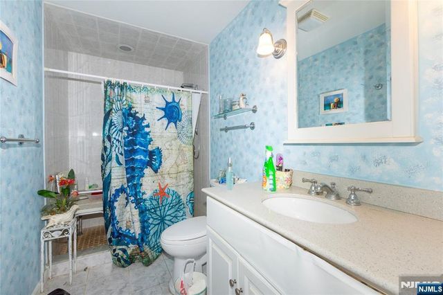 139 Mohawk Trail, Wayne, NJ 07470