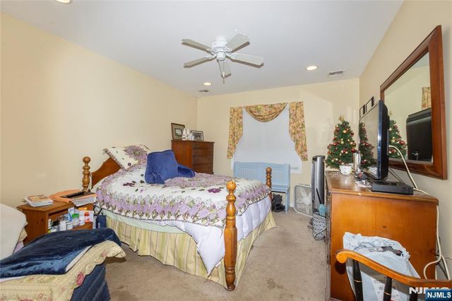 139 Mohawk Trail, Wayne, NJ 07470