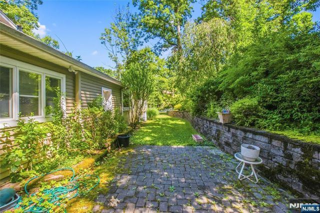 139 Mohawk Trail, Wayne, NJ 07470