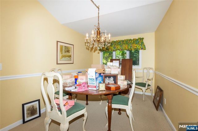 139 Mohawk Trail, Wayne, NJ 07470