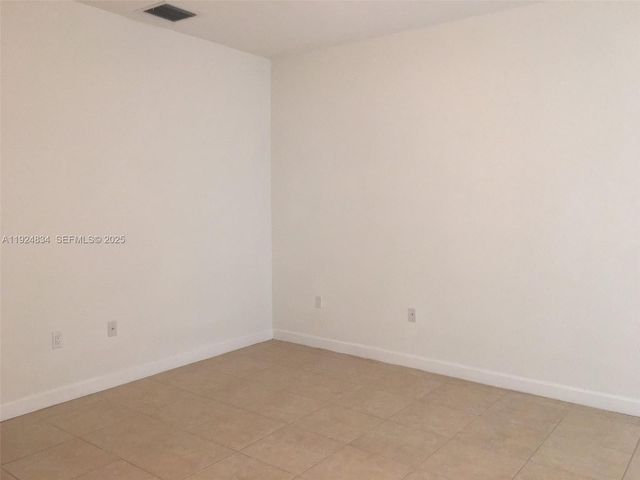 7540 NW 114th Pl 7540, Doral, FL 33178