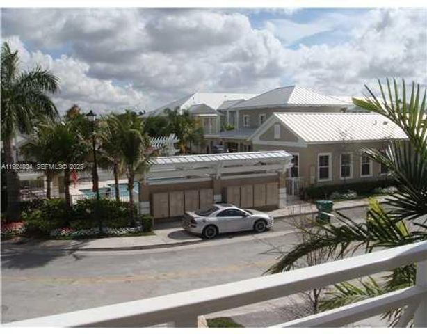 7540 NW 114th Pl 7540, Doral, FL 33178