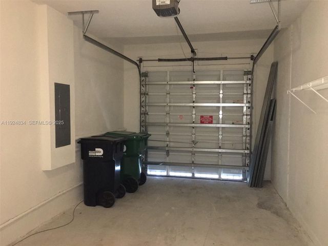 7540 NW 114th Pl 7540, Doral, FL 33178