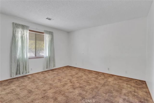 18442 Hinton, Hesperia, CA 92345