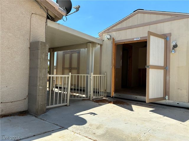 3001 Johannan, North Las Vegas, NV 89032