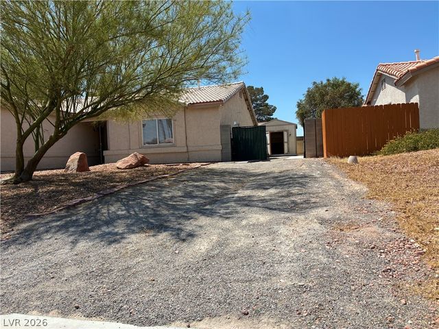3001 Johannan, North Las Vegas, NV 89032