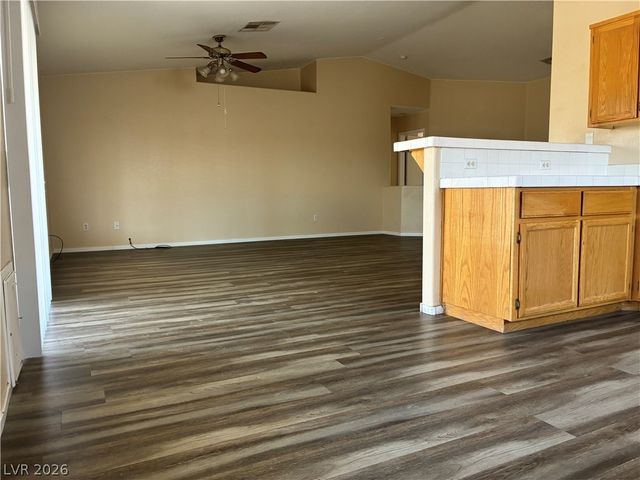 3001 Johannan, North Las Vegas, NV 89032