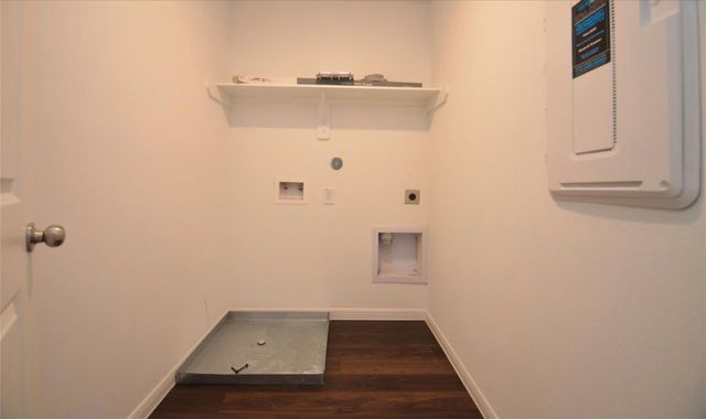 16412 Big Hickory Dr, Conroe, TX 77302