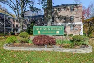 9 Terrace Circle 2C, Great Neck, NY 11021