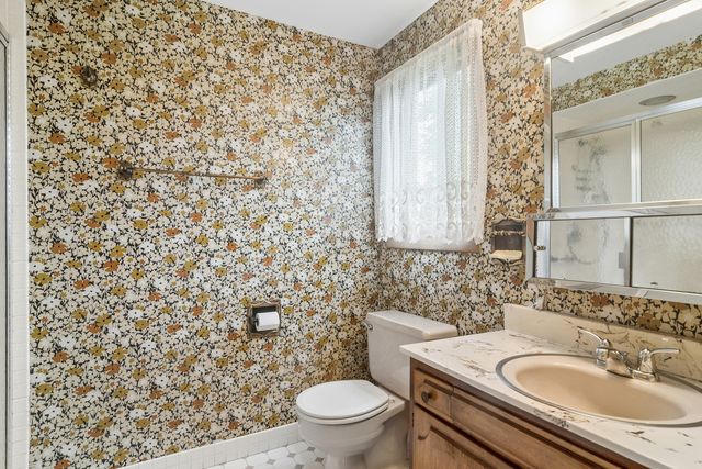 217 S Arlington Heights Road, Elk Grove Village, IL 60007