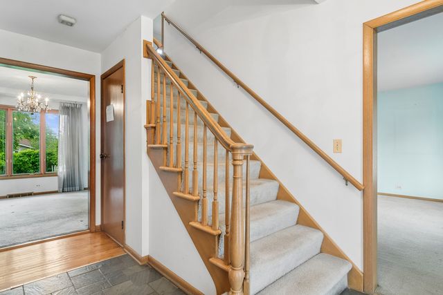 217 S Arlington Heights Road, Elk Grove Village, IL 60007