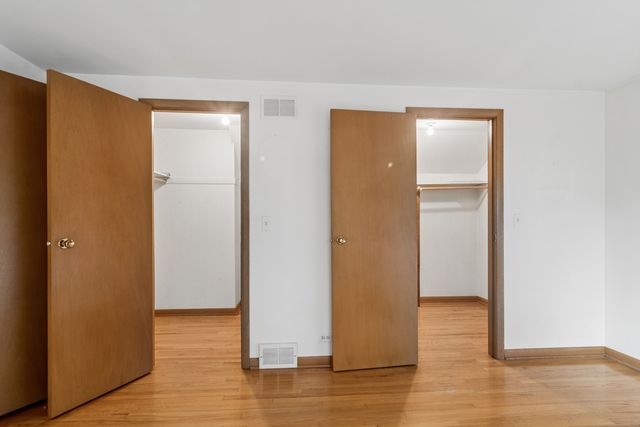 217 S Arlington Heights Road, Elk Grove Village, IL 60007