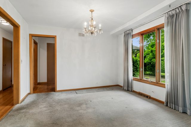 217 S Arlington Heights Road, Elk Grove Village, IL 60007