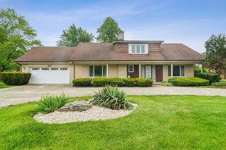 217 S Arlington Heights Road, Elk Grove Village, IL 60007