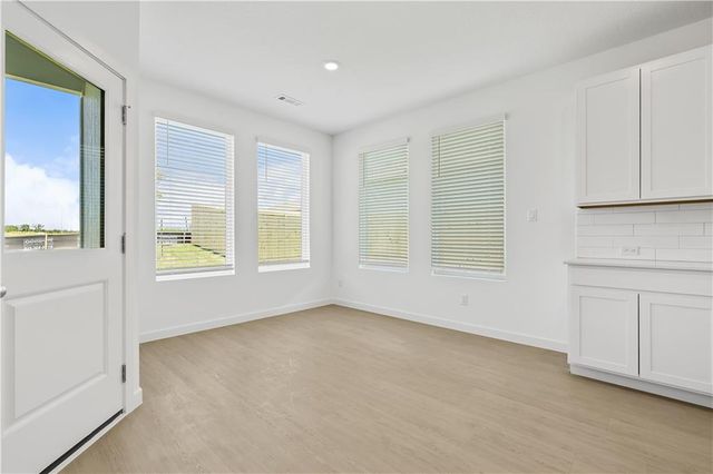 22580 W 214th Terrace, Spring Hill, KS 66083