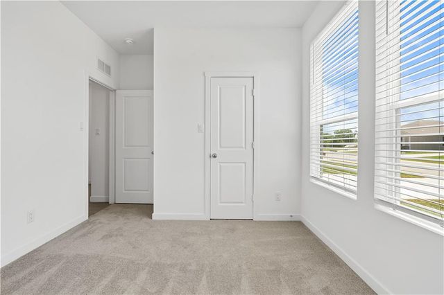 22580 W 214th Terrace, Spring Hill, KS 66083
