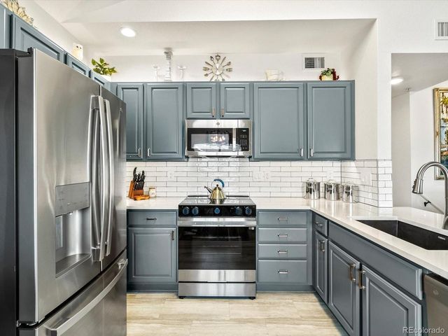 9306 Amison Cir 202, Parker, CO 80134