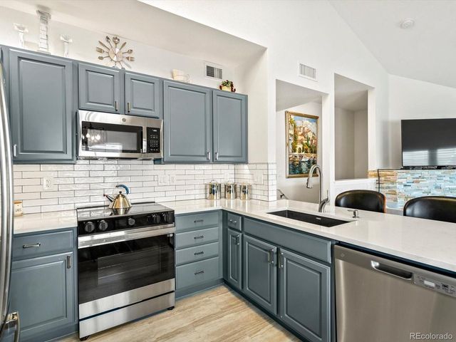 9306 Amison Cir 202, Parker, CO 80134