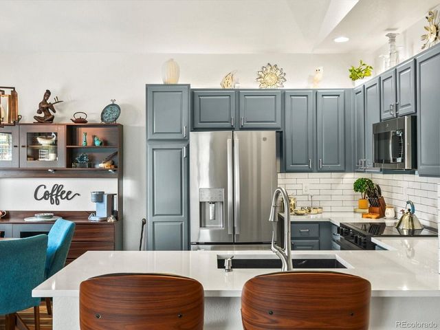 9306 Amison Cir 202, Parker, CO 80134