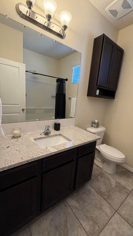 6823 Kayser Mill Road NW, Albuquerque, NM 87114