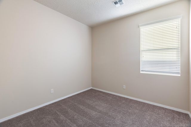 6823 Kayser Mill Road NW, Albuquerque, NM 87114
