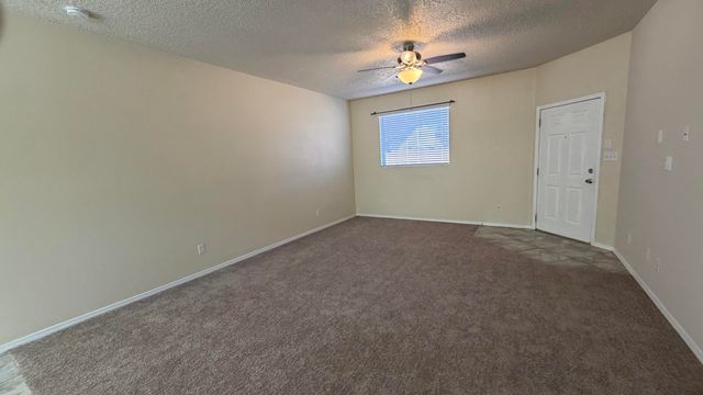 6823 Kayser Mill Road NW, Albuquerque, NM 87114