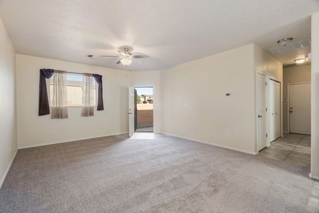 6823 Kayser Mill Road NW, Albuquerque, NM 87114