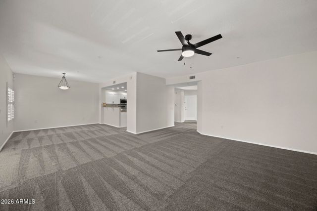 19700 N 76TH Street 2142, Scottsdale, AZ 85255