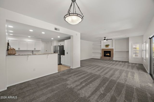 19700 N 76TH Street 2142, Scottsdale, AZ 85255