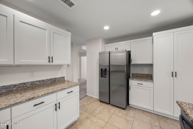 19700 N 76TH Street 2142, Scottsdale, AZ 85255